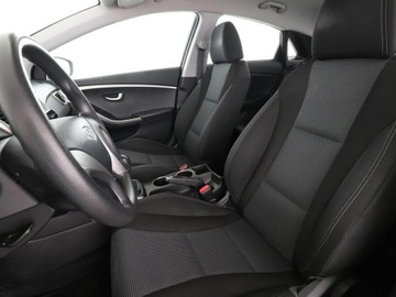 Hyundai i30 II Hatchback 5d 1.4 MPI 100KM 2015 Hyundai i30 LIFT 1.4i 6MT Benzyna Klimatyzacja, zdjęcie 12