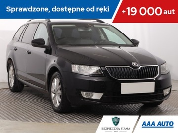 Skoda Octavia III Kombi 1.6 TDI CR DPF 105KM 2014 Skoda Octavia 1.6 TDI, DSG, Navi, Klima