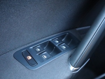 Volkswagen Golf VIII Variant 1.5 eTSI 150KM 2020 VW Golf 1.5 TSI, Salon Polska, Serwis ASO, zdjęcie 12