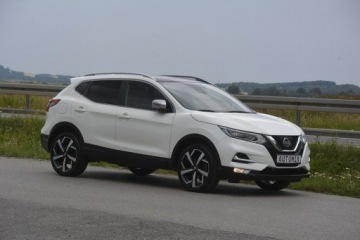 Nissan Qashqai II Crossover Facelifting 1.2 DiG-T 115KM 2018 Nissan Qashqai 1.2 TCe nawi panorama hak full led, zdjęcie 11