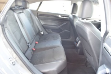 Volkswagen Arteon Fastback Facelifting 2.0 TSI 280KM 2021 Volkswagen Arteon SalonPL 280KM 4x4 DSG Pakiety podgrz.FoteleKier Kamera, zdjęcie 35