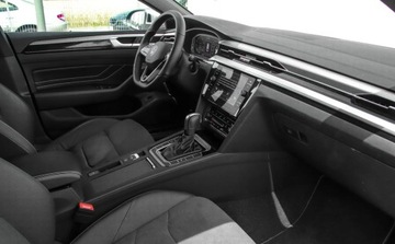 Volkswagen Arteon Fastback Facelifting 2.0 TSI 190KM 2023 Volkswagen Arteon 2.0 TSI 190KM R-Line DSG, Tempomat Aktywny, Podgrzewane, zdjęcie 11