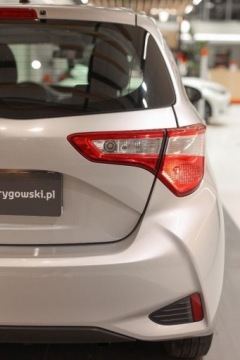Toyota Yaris III Hatchback 5d Facelifting 2017 1.5 Dual VVT-iE 111KM 2017 Toyota Yaris 1.5 Active 1.5 BenzynaLPG 111KM, zdjęcie 22