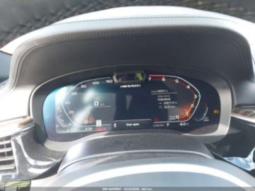 BMW Seria 5 G30-G31 2021 BMW Seria 5 M550i xDrive 2021 4.4 Benzyna 523KM, zdjęcie 10
