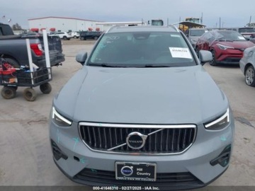 Volvo XC40 2025 Volvo XC 40 Plus Bright Theme 2025 2.0l 2.0 Benzyna 247KM, zdjęcie 7