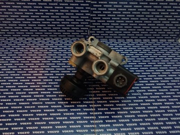 Клапан осушителя Volvo FH12 FH FM 85013131 осушитель