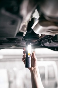 Аккумуляторный светодиодный фонарик HL 200 A