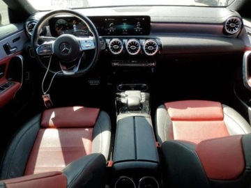 Mercedes CLA C118/X118 2021 Mercedes-Benz CLA 2021, 2.0L, od ubezpieczalni 2.0 Benzyna 221KM, zdjęcie 6