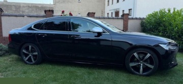 Volvo S90 II Sedan 2.0 D3 150KM 2018 Volvo S90 D3 R-Design 2.0 Diesel 150KM 2018r Salon Polska, zdjęcie 2