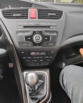 Honda Civic IX Hatchback 5d 1.8 i-VTEC 142KM 2013 Honda Civic Honda Civic IX 2013r 1.8 benzyna 142 KM 1.8 Benzyna 142KM, zdjęcie 20