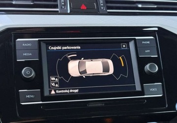 Volkswagen Passat B8 Variant Facelifting 1.5 TSI EVO 150KM 2022 Volkswagen Passat Reflektory LED FrontLane Assist ACC Salon PL FVAT23, zdjęcie 32