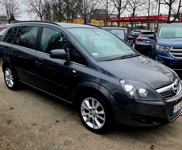 Opel Zafira C Tourer 1.8 Twinport ECOTEC 115KM 2011 OPEL ZAFIRA 7-Os LPG