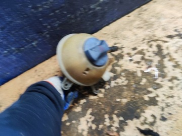 AUDI A2 1.4 TDI NÁDOBKA VYROVNÁVACÍ