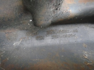 JAGUAR S-TYPE 3.0 V6 KRYT VENTILU XR8E-6582-AG