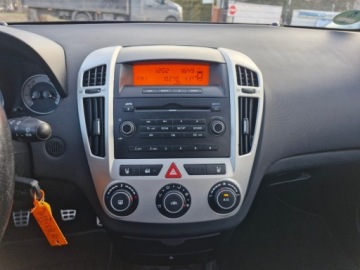 Kia Ceed I SW 2.0 143KM 2009 Kia Ceed 2009 Sliczna 2.0b z Niemiec Zarejestrowana Gwarancja 2.0 Benzyna, zdjęcie 26