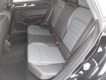Volkswagen Arteon Fastback Facelifting 2.0 TDI 200KM 2022 Volkswagen Arteon Shooting Brake Elegance 2,0TDI 200km 4x4 FV-VAT23, zdjęcie 13