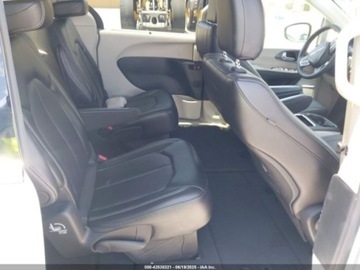 Chrysler Pacifica II 2024 Chrysler Pacifica Touring L 2024 3.6l 3.6 Benzyna 287KM, zdjęcie 12