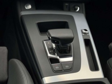 Audi Q5 II SUV Facelifting 2.0 40 TDI 204KM 2023 Audi Q5 Kamera cofania , Tempomat , Matrix ,Wirtualny kokpit Plus 2.0 204KM, zdjęcie 17