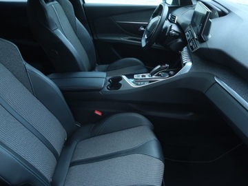 Peugeot 3008 II Crossover Facelifting  1.2 PureTech 130KM 2022 Peugeot 3008 1.2 PureTech, Salon Polska, zdjęcie 8