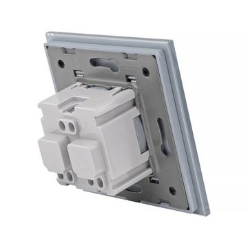 РОЗЕТКА LIVOLO СО ШТЫРЬКОМ, РАСПЫЛИТЕЛЬНАЯ ЗАЩИТА 230В 16A S