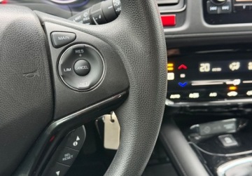 Honda HR-V II SUV 1.5 i-VTEC 130KM 2017 Honda HR-V 1,5 130KM CLIMATRONIC Bezwypadkowy Serwis Dla Wymagajacych 1.5, zdjęcie 33