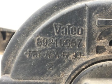 HALOGEN LEVÝ PŘEDNÍ TOYOTA AURIS 06-12 89210657