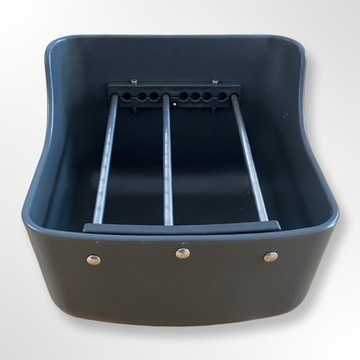 КОРМУШКА С ПРУЖИНАМИ TRUT MANGER ДЛЯ ЖЕРЕБЕНКОВ