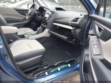 Subaru 2023 Subaru Forester 2023r, Forester, Limited, 2.5L, 4x4 2.5 Benzyna 182KM, zdjęcie 9