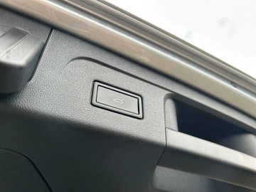 Volkswagen Touran III 1.5 TSI EVO 150KM 2025 Volkswagen Touran Highline 1.5 TSI 150 KM, zdjęcie 18