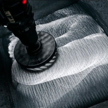 ЖИДКОЕ СРЕДСТВО K2 LOTAR PRO + ЩЕТКА ДЛЯ ЧИСТКИ ОБИВКИ СИДЕНИЙ