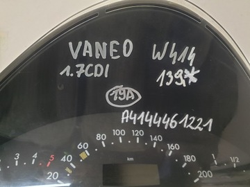 PŘÍSTROJOVÁ DESKA BUDÍKY MERCEDES VANEO W414 1.7 CDI A4144461221