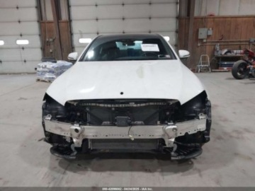 Mercedes Klasa E W214 2023 Mercedes-Benz Klasa E 350 4Matic 2023 2.0l 2.0 Benzyna 255KM, zdjęcie 9