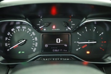 Citroen C3 Aircross  I Crossover 1.2 PureTech 131KM 2021 Citroen C3 Aircross 1.2 PureTech, Salon Polska, zdjęcie 7