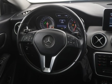 Mercedes CLA C117 Coupe 1.6 200 156KM 2014 Mercedes CLA 200, Salon Polska, Automat, Skóra, zdjęcie 17