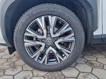 Toyota Yaris IV Cross Facelifting 1.5 Hybrid Dynamic Force 130KM 2024 Toyota Yaris Cross Hybrid 1.5 GR Sport Toyota Yari, zdjęcie 25