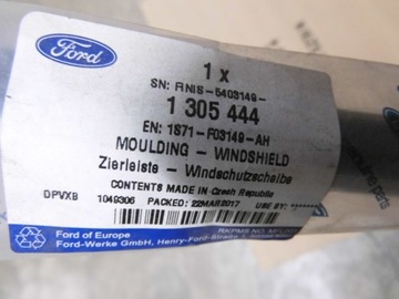 НАКЛАДКА ВЕТРОВОГО СТЕКЛА ПРАВАЯ MONDEO 00-07 _ 1305444 _ 1S71-F03149-AH