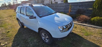 Dacia Duster I SUV Facelifting 1.2 TCe (Euro 6) 125KM 2015 Dacia Duster 4x4, zdjęcie 1