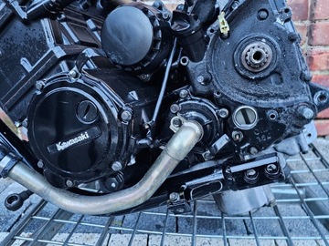 Двигатель Kawasaki ZZR 1100, полный, 48 000 км, прекрасное состояние.