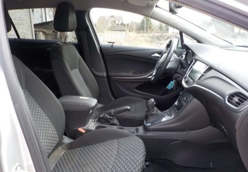 Opel Astra K Sports Tourer 1.6 CDTI 136KM 2017 Opel Astra Automat Diesel Okazja 1.6 Diesel 136KM, zdjęcie 13