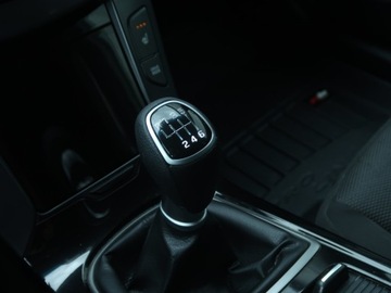 Hyundai i40 Kombi Facelifting 1.7 CRDi 141KM 2016 Hyundai i40 1.7 CRDi, Salon Polska, Klima, zdjęcie 17