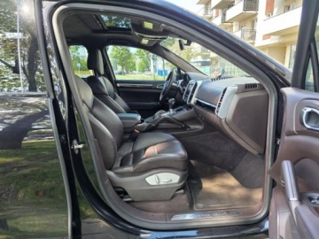 Porsche Cayenne II SUV 4.8 V8 420KM 2014 PORSCHE CAYENNE GTS, V8 4.8l benzyna 420KM Bezwypadkowy Dok. pochodzenia, zdjęcie 32
