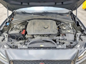 Jaguar F-Pace 2017 Jaguar F-Pace Prestige 2017 3.0 Diesel 180KM, zdjęcie 6