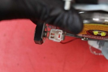 AIRBAG ULOŽENÍ VZDUCHOVÁ ŘIDIČE GS1G-57K00 MAZDA 6 2 II GH 07-12