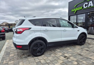 Ford Kuga II SUV Facelifting 1.5 EcoBoost 150KM 2017 Ford Kuga 1,5 150 KM Tytanium Navi PDC Kamera Pano Stan Niemiec 1.5, zdjęcie 31