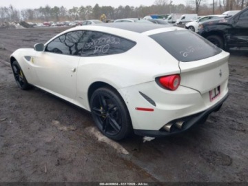 Ferrari 2016 Ferrari FF 2016 6.3 6.3 Benzyna 651KM, zdjęcie 3