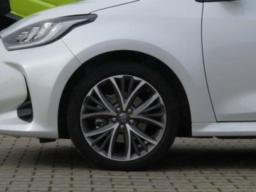 Toyota Yaris IV Hatchback Facelifting 1.5 Hybrid Dynamic Force 116KM 2026 Od ręki - Style 1.5 Hybrid 116KM | Podgrzewane fotele!, zdjęcie 14
