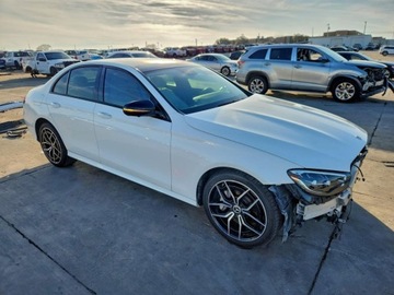 Mercedes Klasa E W213 2022 Mercedes-Benz Klasa E 350 2022 2.0 Benzyna 255KM, zdjęcie 4
