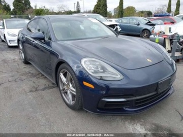Porsche Panamera II Executive 3.0 330KM 2018 Porsche Panamera 2018 PORSCHE PANAMERA 3.0 Benzyna 330KM, zdjęcie 1