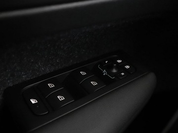 Volvo XC40 Crossover Plug-In 1.5 T5 Plug-in Hybrid 262KM 2020 Volvo XC 40 FV23% R-Design 261KM Automat Navi, zdjęcie 37