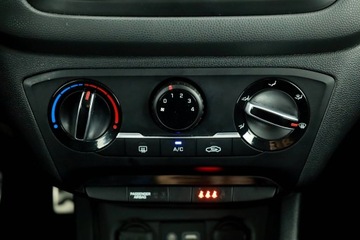 Hyundai i20 II Hatchback 5d 1.0 T-GDI 100KM 2016 Hyundai i20 1.0 T-GDI, Salon Polska, Klima, zdjęcie 9